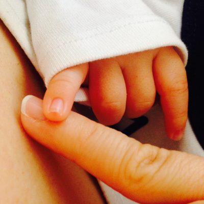 Más feliz maternidad